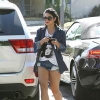 Vanessa Hudgens wearing skimpy denim shorts Photos | Picture 93893